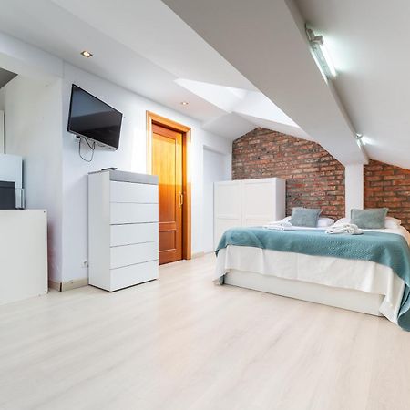 Loft En Calle Emblematica By Urbanhosting Сантандер Екстериор снимка