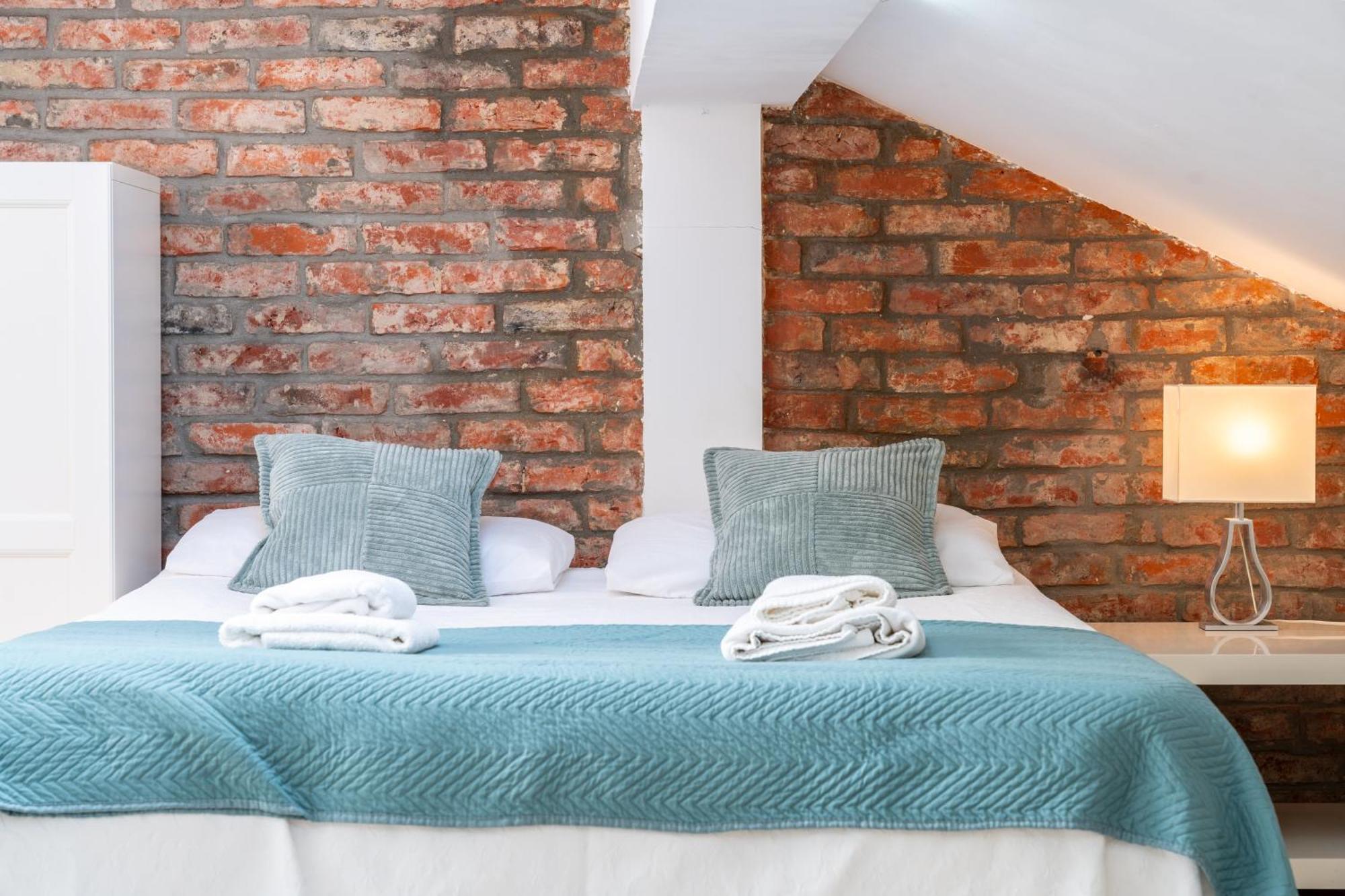 Loft En Calle Emblematica By Urbanhosting Сантандер Екстериор снимка