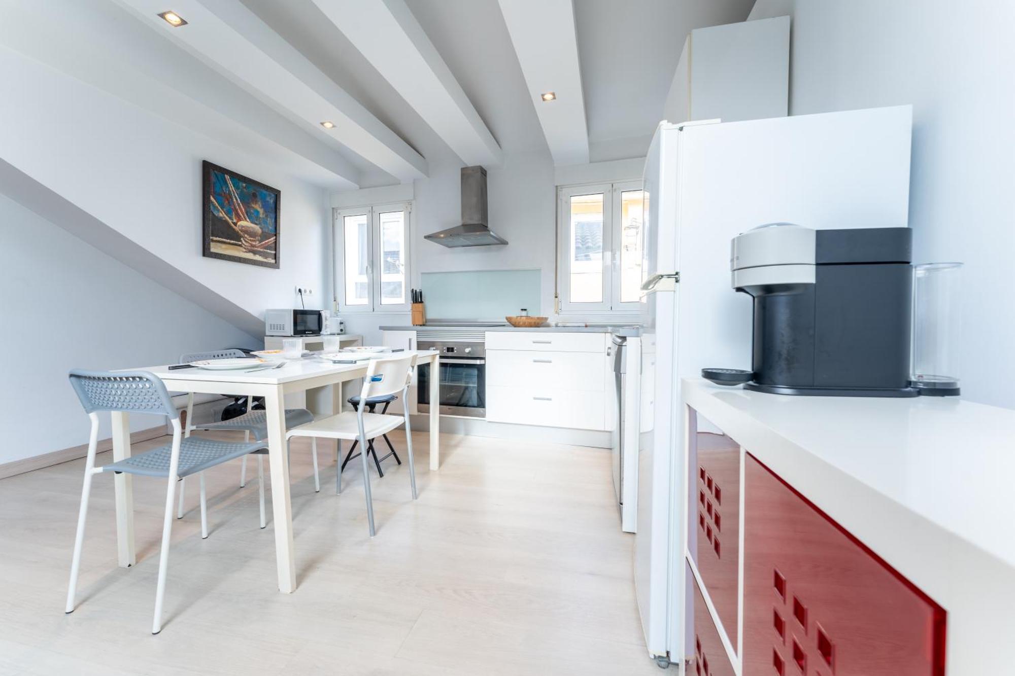 Loft En Calle Emblematica By Urbanhosting Сантандер Екстериор снимка